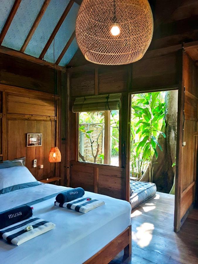 Musa Bintang Villas And Bungalows Gili Air Esterno foto