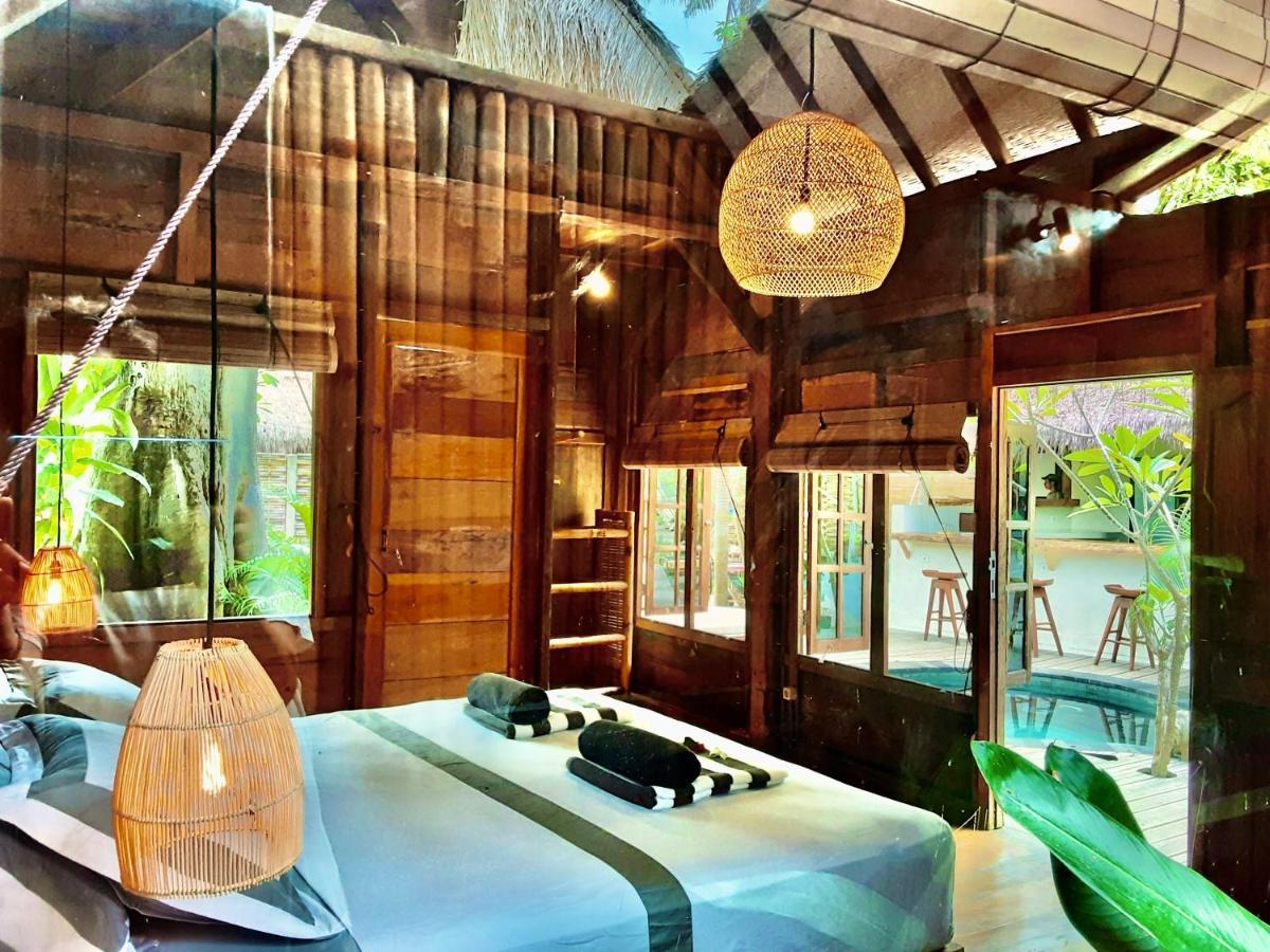 Musa Bintang Villas And Bungalows Gili Air Esterno foto