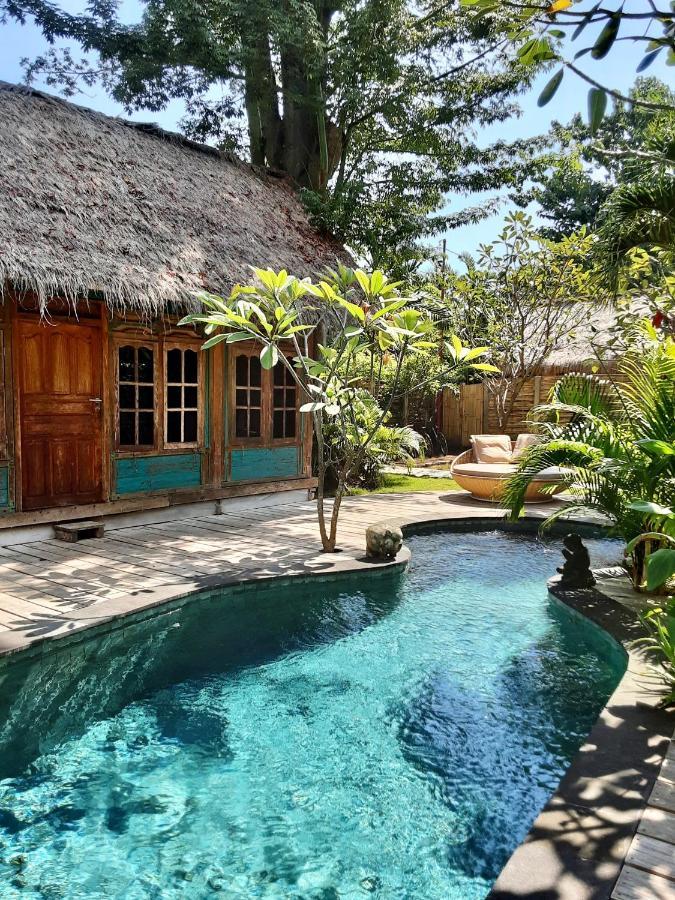 Musa Bintang Villas And Bungalows Gili Air Esterno foto