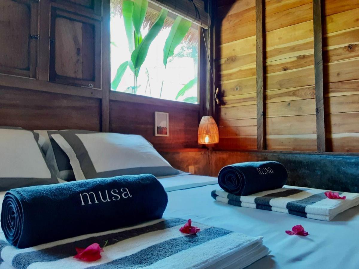 Musa Bintang Villas And Bungalows Gili Air Esterno foto