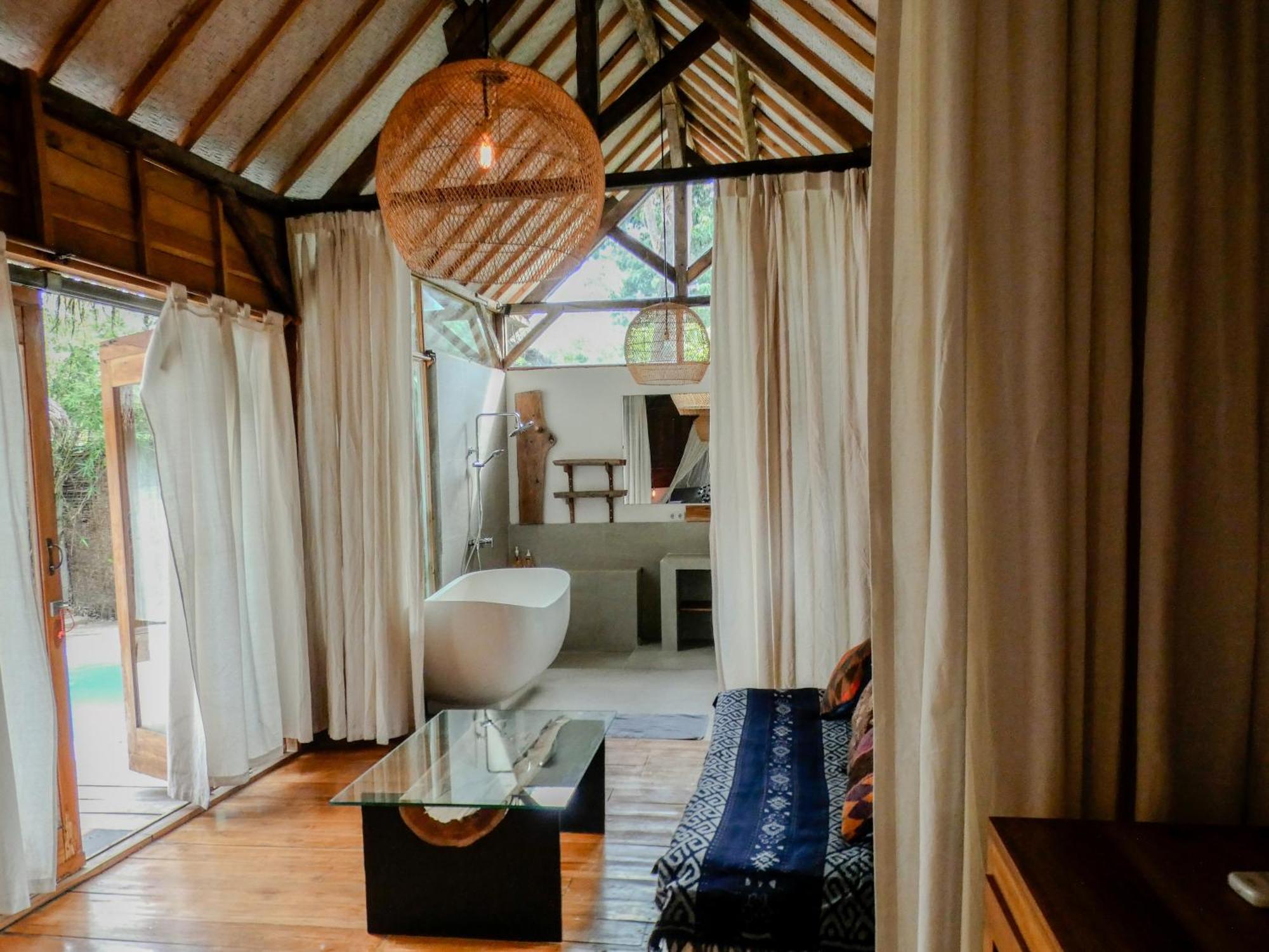 Musa Bintang Villas And Bungalows Gili Air Esterno foto